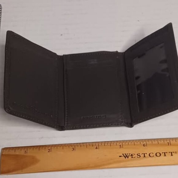 Perry Ellis Portfolio Leather Wallet - Picture 1 of 4